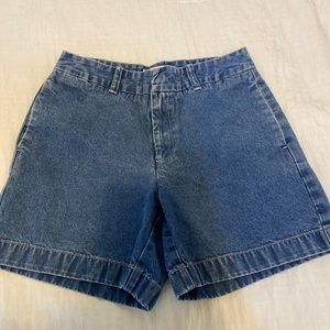 GAP women’s shorts size 6